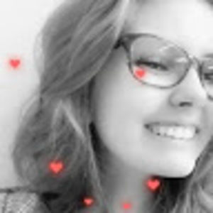 Meet your Posher, Lydia